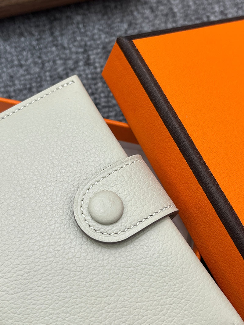 エルメス カードホルダーの通販 HERMES カードホルダー R.M.S クレ ヴォー・エヴァーカラー H088006CK10 エルメス rms カード ケース 定価 - 画像 (6)