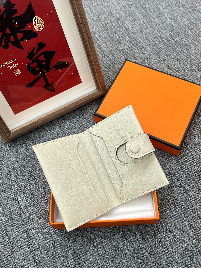 エルメス カードホルダーの通販 HERMES カードホルダー R.M.S クレ ヴォー・エヴァーカラー H088006CK10 エルメス rms カード ケース 定価 - 画像 (3)