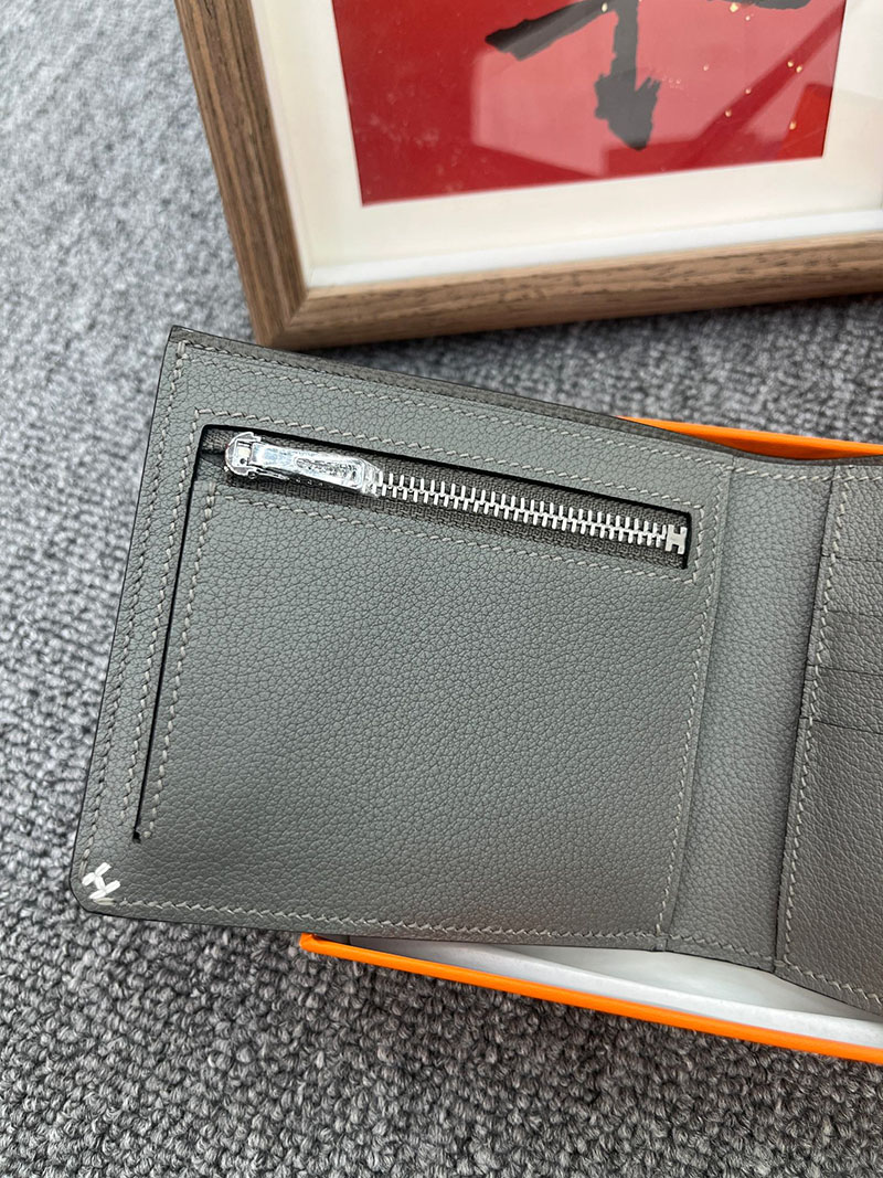 エルメス 財布 コンパクトの通販 HERMES 財布 Hセリエ コンパクト エタン ヴォー・エヴァーカラー H084594CK8F エルメス 財布 コンパクト - 画像 (4)