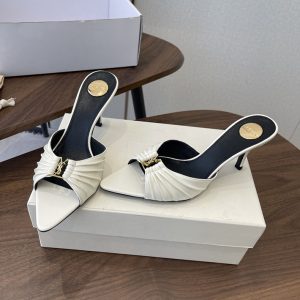 サンダル ヒール 可愛い