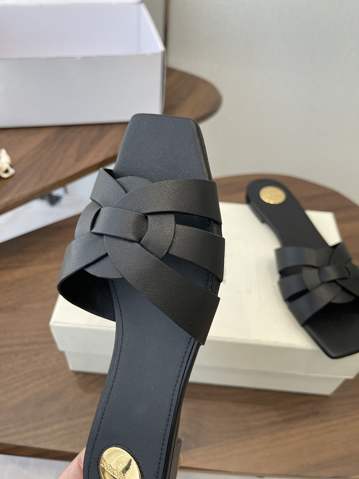 最高級サンローランスーパーコピー YSL 2026 新作 tribute MULES in patent leather ブラック 2630718 品揃え豊富な靴屋 大阪 - 画像 (7)