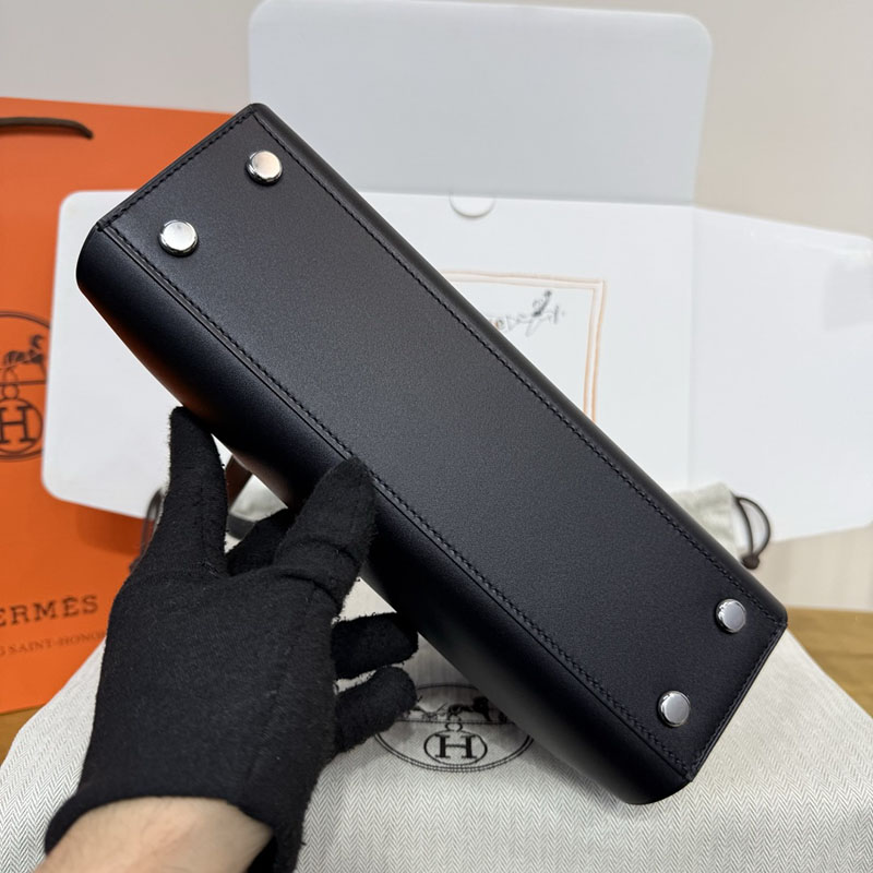 エルメス トートバッグ HERMES タブリエ・セリエ 黒 ブラック スウィフト シルバー金具 H086583CK89 エルメス トートバッグ 新品 価格 - 画像 (17)
