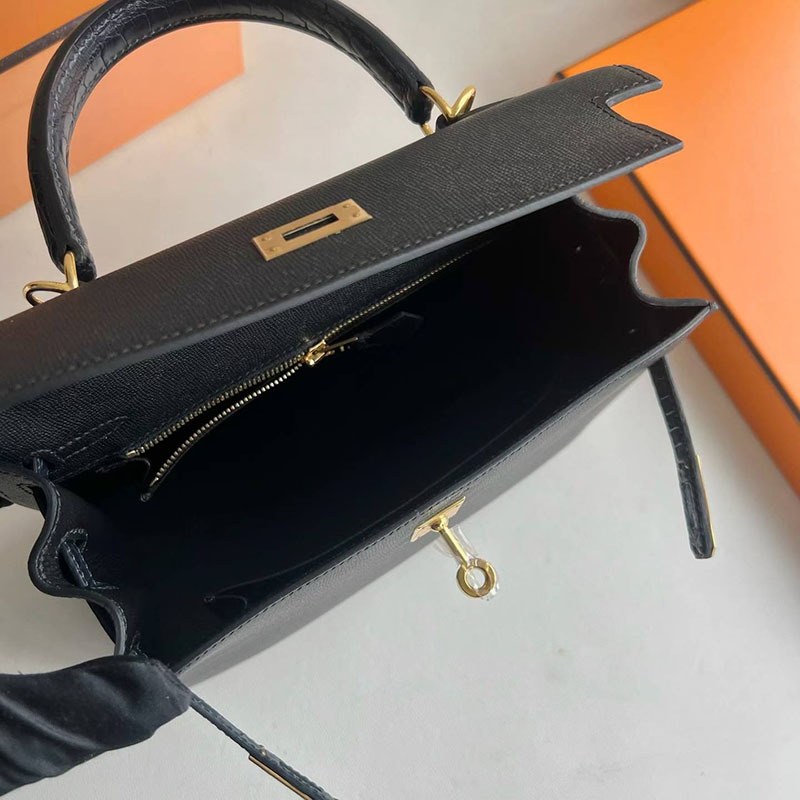 HERMES ケリー25 外縫い 黒/ブルーインディゴ ヴォーエプソン/クロコダイル ゴールド金具 H082322CC89 ケリー25 タッチ - 画像 (5)
