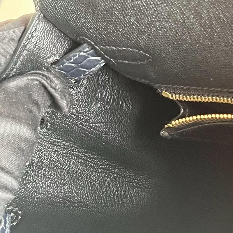 HERMES ケリー25 外縫い 黒/ブルーインディゴ ヴォーエプソン/クロコダイル ゴールド金具 H082322CC89 ケリー25 タッチ - 画像 (3)