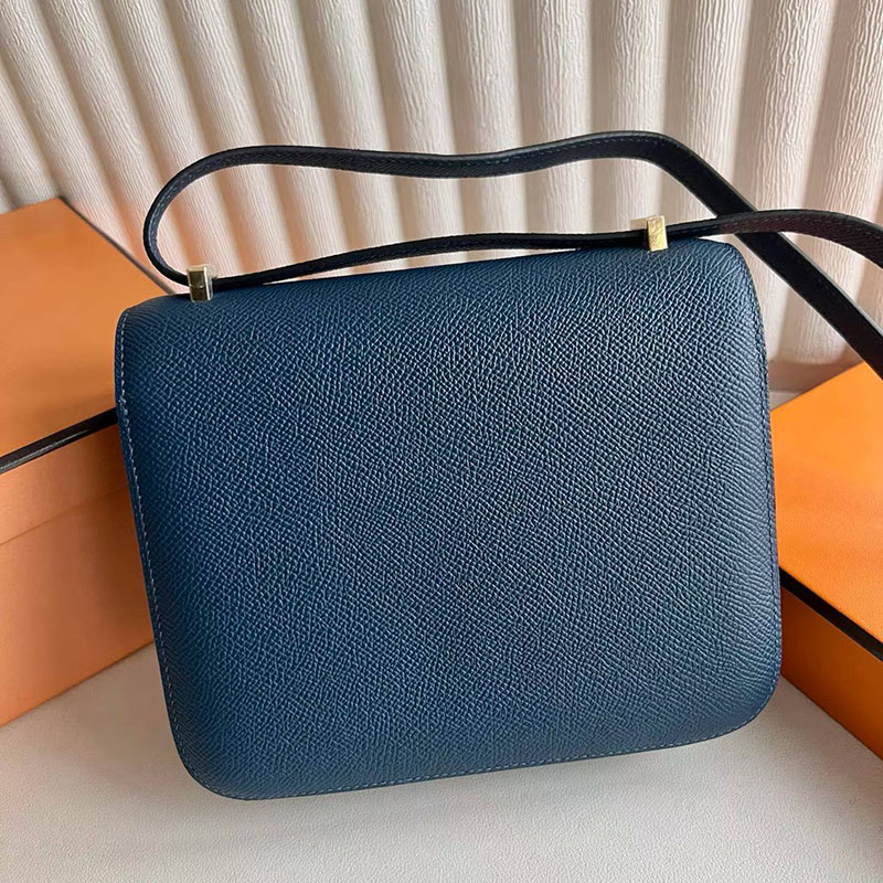 エルメス コンスタンスの通販 HERMES コンスタンス3 ミニ ディープブルー ヴォーエプソン ゴールド金具 H056341CCS4 コンスタンス ミニ 入手困難 - 画像 (8)