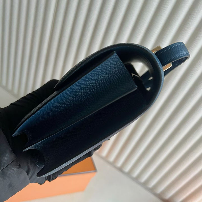 エルメス コンスタンスの通販 HERMES コンスタンス3 ミニ ディープブルー ヴォーエプソン ゴールド金具 H056341CCS4 コンスタンス ミニ 入手困難 - 画像 (6)