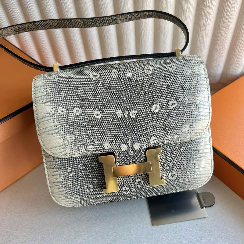 エルメス コンスタンスミニ
