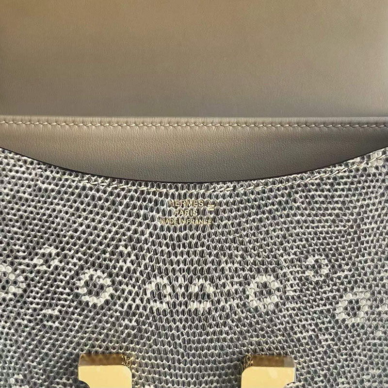 エルメス コンスタンスの通販 HERMES コンスタンス3 ミニ オンブレ リザードナチュラ ゴールド金具 H056341CC1B コンスタンスミニ - 画像 (4)