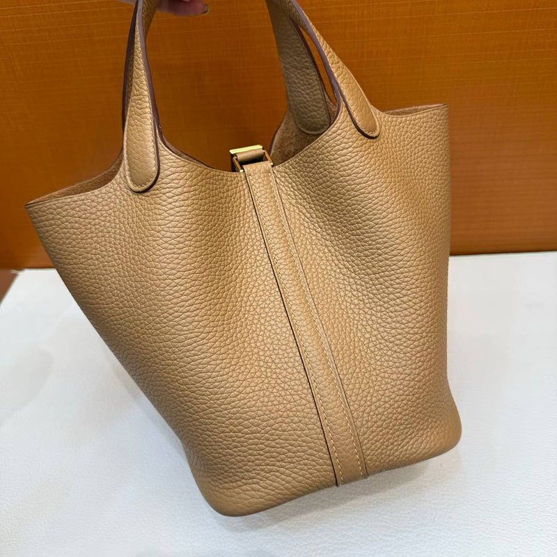 エルメス ピコタンロックの通販 HERMES ピコタンロック 18 PM チャイ トリヨンクレマンス ゴールド金具 H056289CC0M ピコタン18 定価 - 画像 (5)