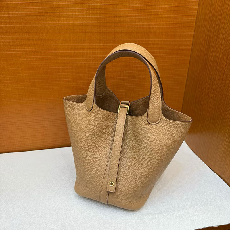 エルメス ピコタンロックの通販 HERMES ピコタンロック 18 PM チャイ トリヨンクレマンス ゴールド金具 H056289CC0M ピコタン18 定価 - 画像 (2)