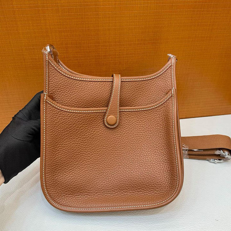 エルメス エヴリンの通販 HERMES エヴリン3 23 ゴールド トリヨンクレマンス シルバー金具 H087941CK37 エブリン23 価格 - 画像 (7)