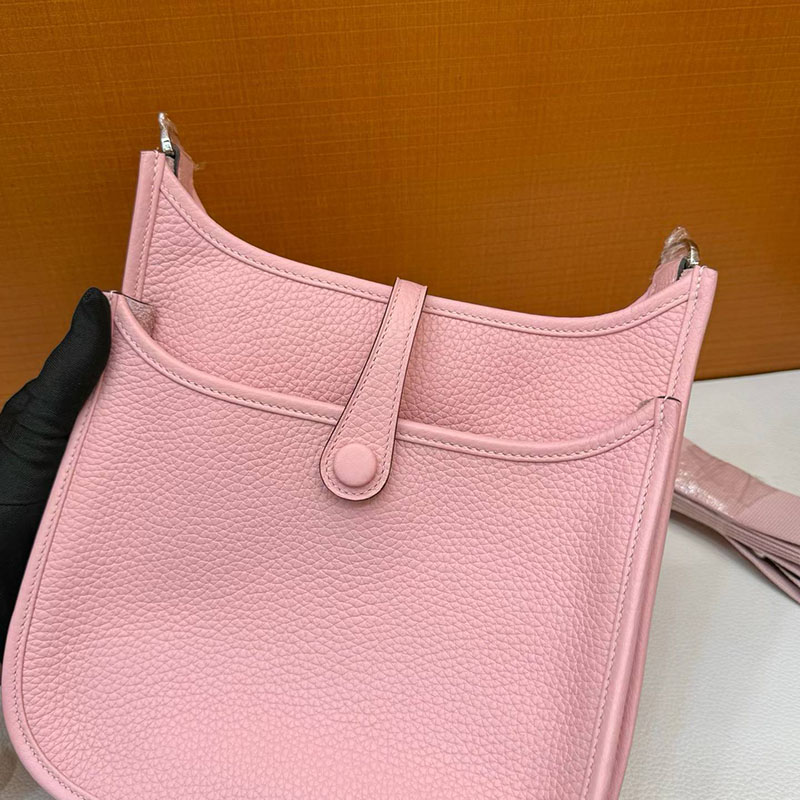 エルメス エヴリンの通販 HERMES エヴリン3 23 ローズサクラ トリヨンクレマンス シルバー金具 H087941CK3Q エルメス エヴリン 値段 - 画像 (7)