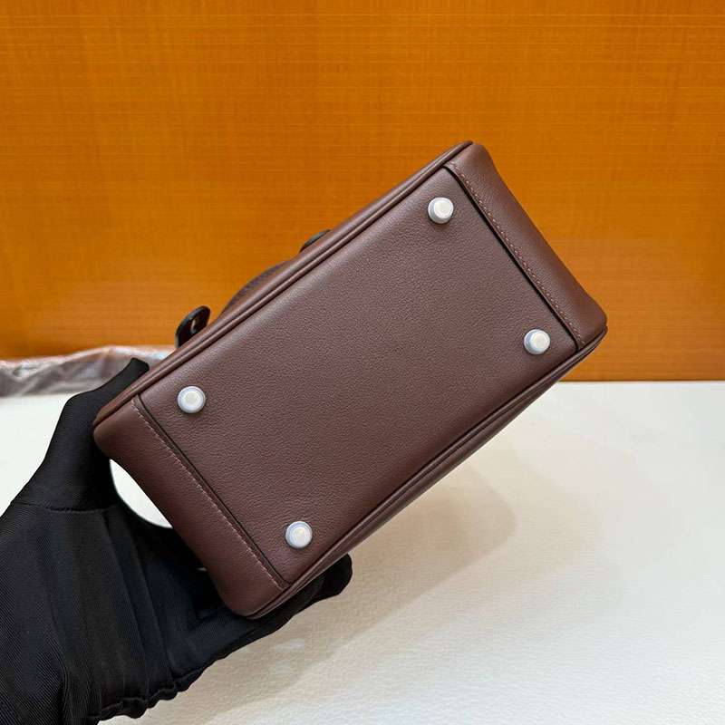 エルメス リンディミニの通販 HERMES ミニリンディ モカ/アバンヌ スイフト/クロコダイル シルバー金具 H082161CKAA エルメス バッグ レディース - 画像 (3)