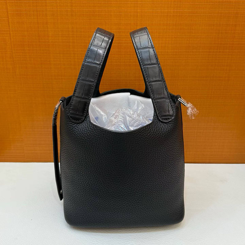 HERMES ピコタンロック 18 PM 黒 ブラック トリヨンクレマンス/クロコダイル シルバー金具 H082321CK89 エルメス バッグ ピコタン - 画像 (9)