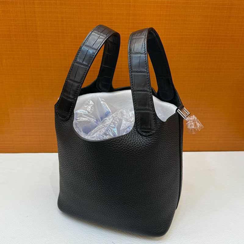 HERMES ピコタンロック 18 PM 黒 ブラック トリヨンクレマンス/クロコダイル シルバー金具 H082321CK89 エルメス バッグ ピコタン - 画像 (2)