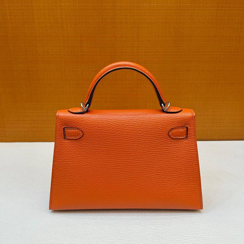エルメス ケリーミニ2の通販 HERMES ケリーミニ2 外縫い オレンジポピー シェブルミゾル シルバー金具 H073628CK8V ケリーミニ 定価 - 画像 (9)