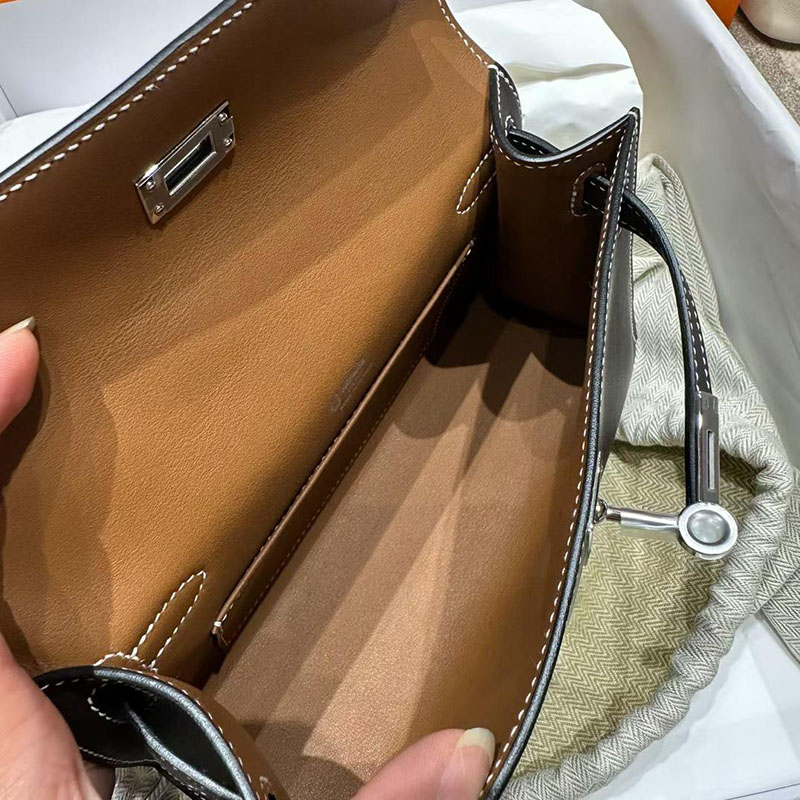 エルメス ポシェットケリーの通販 HERMES ポシェットケリー エベンヌ スイフト シルバー金具 H084047CK46 エルメス ミニケリー 定価 - 画像 (4)