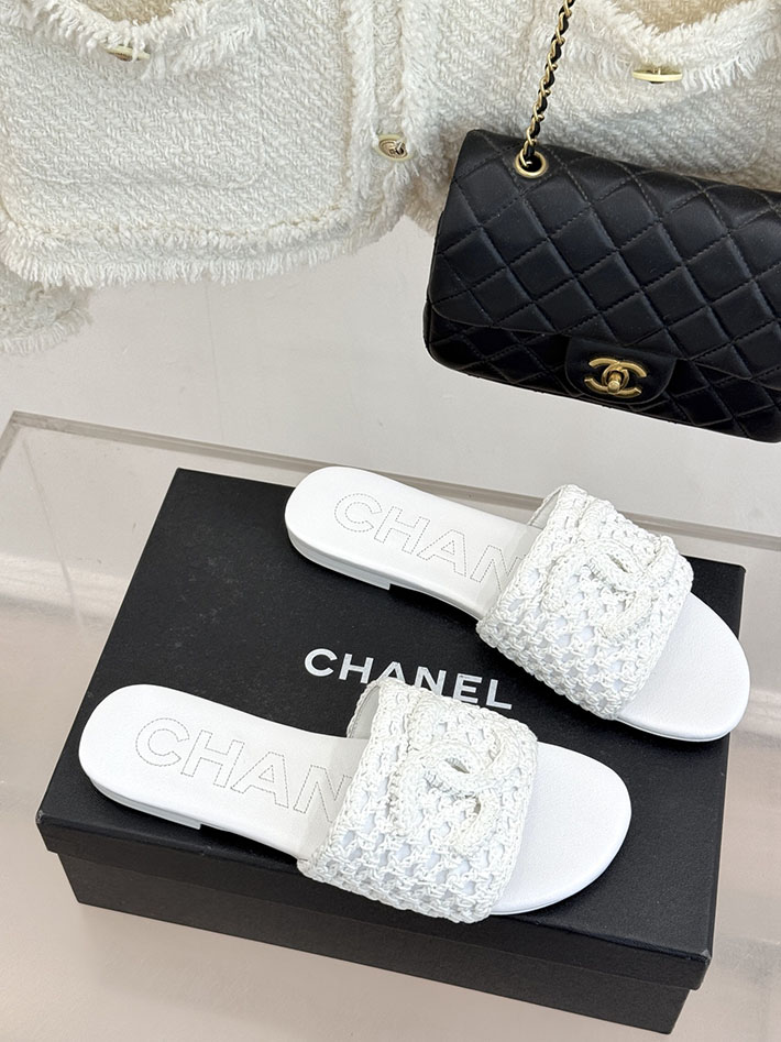 最高級シャネルスーパーコピー CHANEL 2026年春夏 新作 サンダル クロシェ ミュール ホワイト 2630798 シャネル サンダル 白 - 画像 (9)