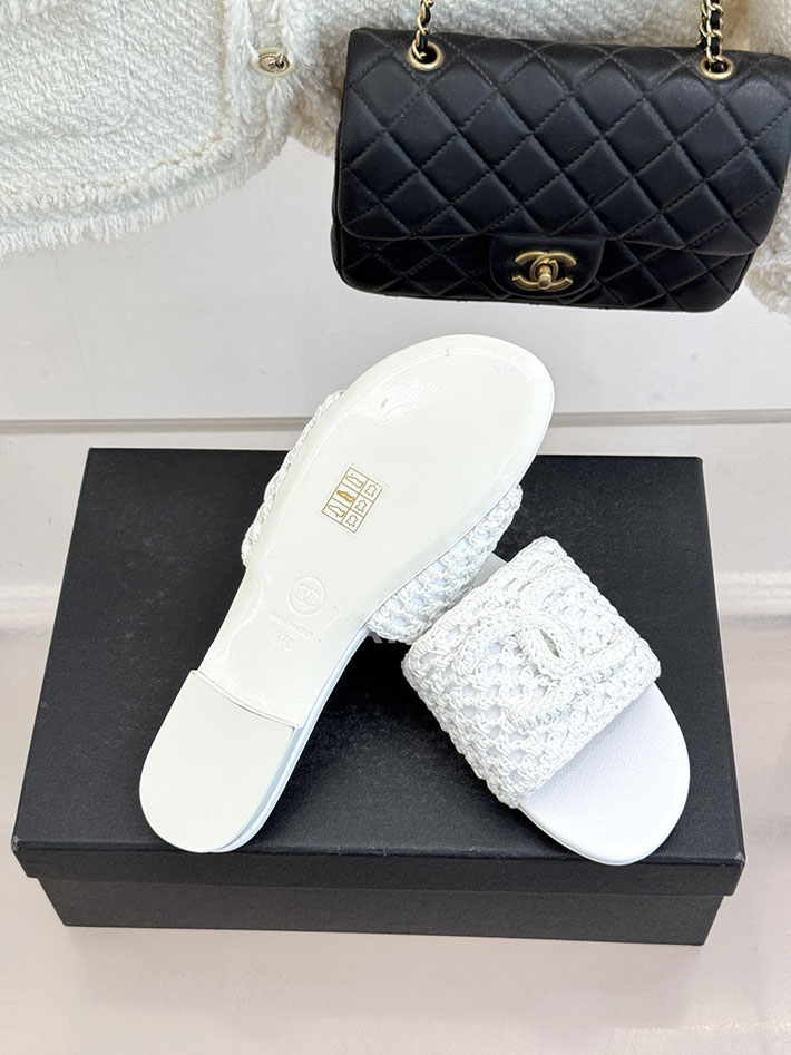 最高級シャネルスーパーコピー CHANEL 2026年春夏 新作 サンダル クロシェ ミュール ホワイト 2630798 シャネル サンダル 白 - 画像 (3)