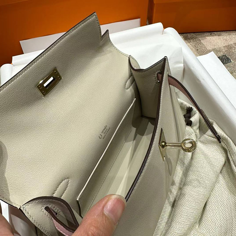 エルメス ポシェットケリーの通販 HERMES ポシェットケリー ベトン/ローズサクラ スイフト シルバー金具 H084047CCAB エルメス ミニケリー 定価 - 画像 (3)