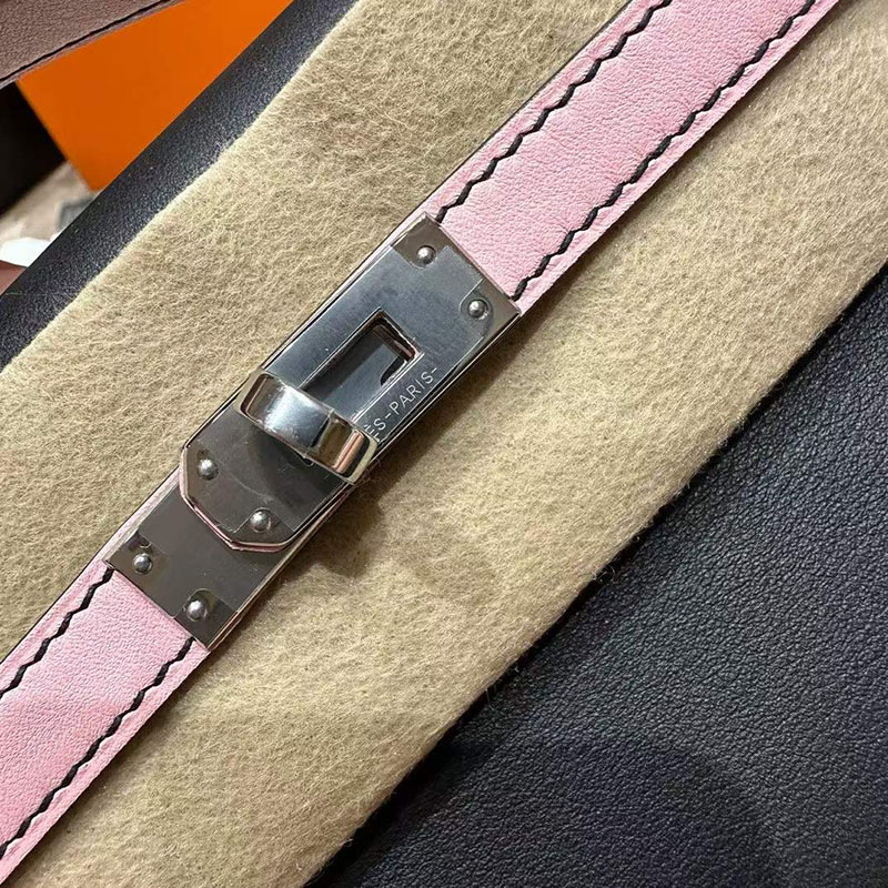 エルメス ポシェットケリーの通販 HERMES ポシェットケリー ブラック/ローズサクラ スイフト シルバー金具 H084047CCAC エルメス ポシェットケリー 定価 - 画像 (6)