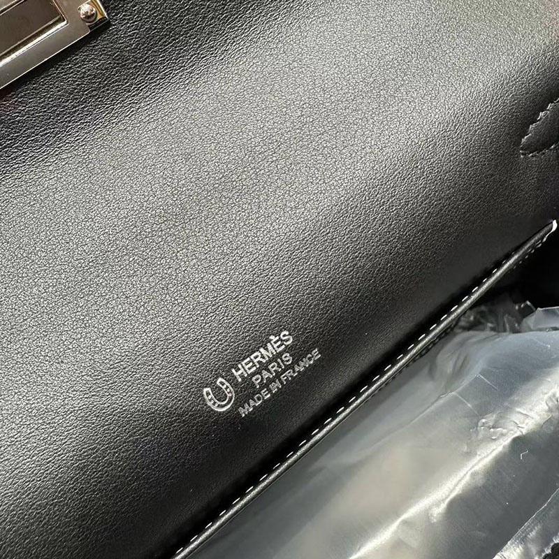 エルメス ポシェットケリーの通販 HERMES ポシェットケリー ブラック/ローズサクラ スイフト シルバー金具 H084047CCAC エルメス ポシェットケリー 定価 - 画像 (3)
