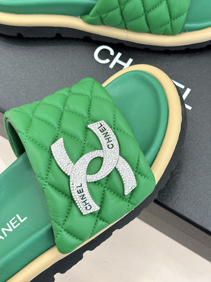 最高級シャネルスーパーコピー CHANEL 2026年春夏 新作 ラムスキン キルトウッド ミュール グリーン 2630819 シャネル 靴 アウトレット - 画像 (5)