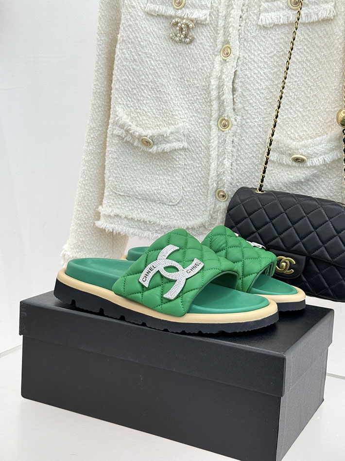 最高級シャネルスーパーコピー CHANEL 2026年春夏 新作 ラムスキン キルトウッド ミュール グリーン 2630819 シャネル 靴 アウトレット - 画像 (2)