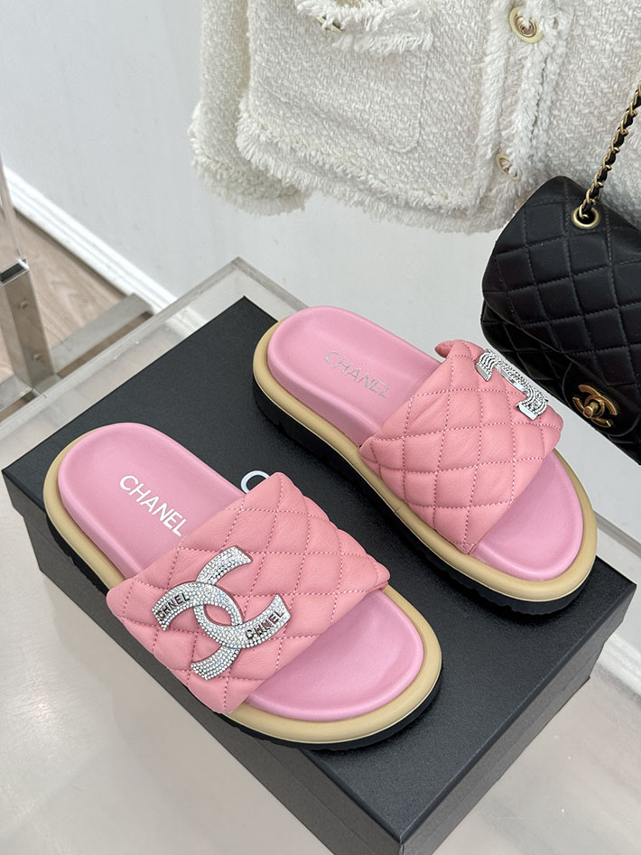 最高級シャネルスーパーコピー CHANEL 2026年春夏 新作 ラムスキン キルトウッド ミュール ピンク 2630820 シャネル 靴 ピンク - 画像 (9)
