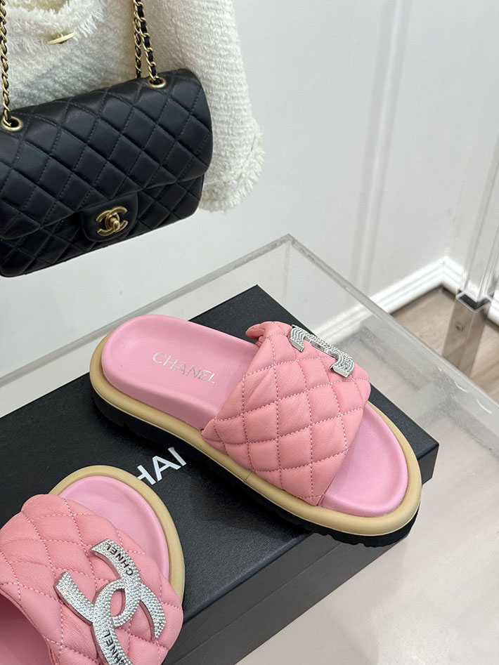 最高級シャネルスーパーコピー CHANEL 2026年春夏 新作 ラムスキン キルトウッド ミュール ピンク 2630820 シャネル 靴 ピンク - 画像 (7)