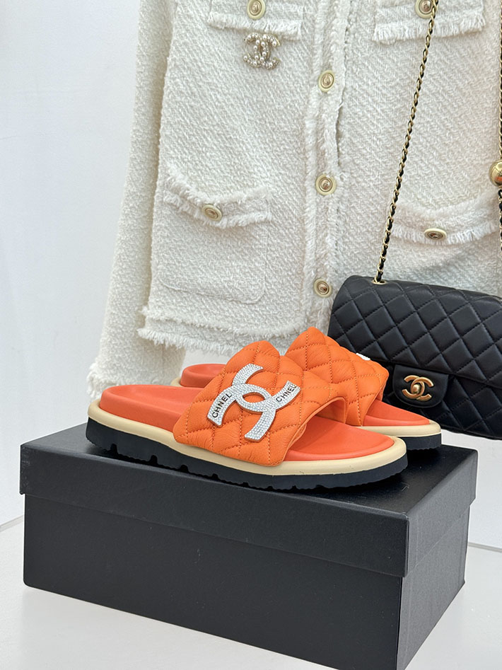 最高級シャネルスーパーコピー CHANEL 2026年春夏 新作 ラムスキン キルトウッド ミュール オレンジ 2630821 シャネル 靴 サンダル - 画像 (2)