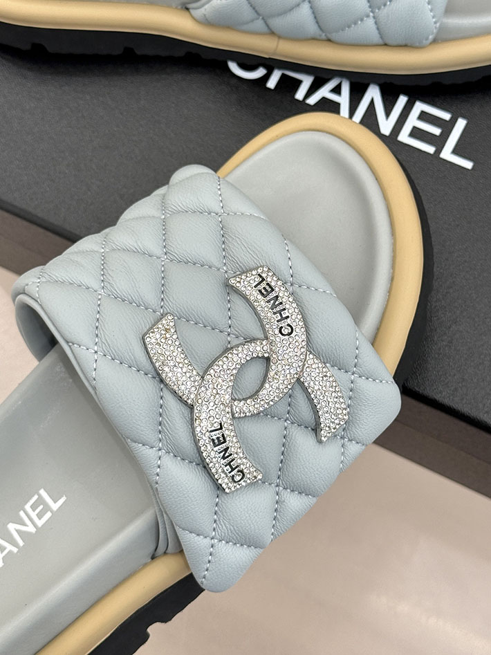 最高級シャネルスーパーコピー CHANEL 2026年春夏 新作 ラムスキン キルトウッド ミュール スカイブルー 2630823 chanel 靴 安い - 画像 (5)