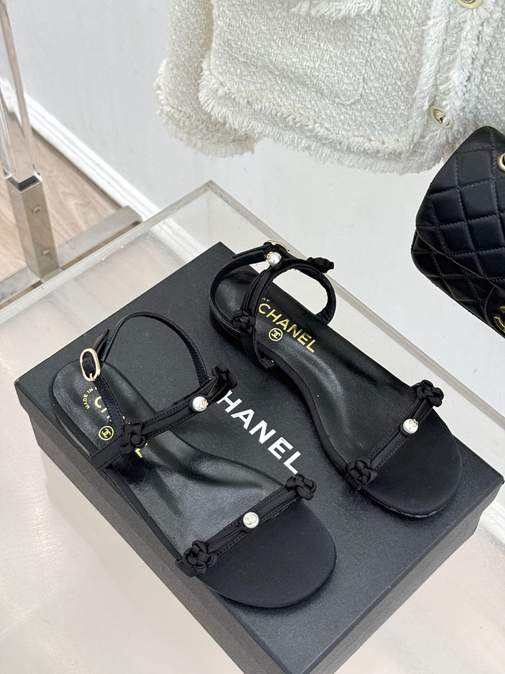 最高級シャネルスーパーコピー CHANEL 2026年春夏 新作 フラットサンダル カジュアルサンダル ブラック 2630824 フラットサンダル 黒 - 画像 (9)