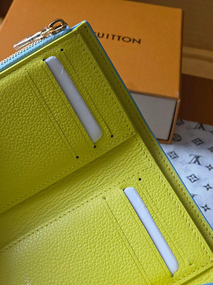 最高級ルイヴィトンスーパーコピー Louis Vuitton 財布 ポルトフォイユ・ヴィクトリーヌ スカイブルー M28293 ルイヴィトン 財布 レディース 新作 - 画像 (5)