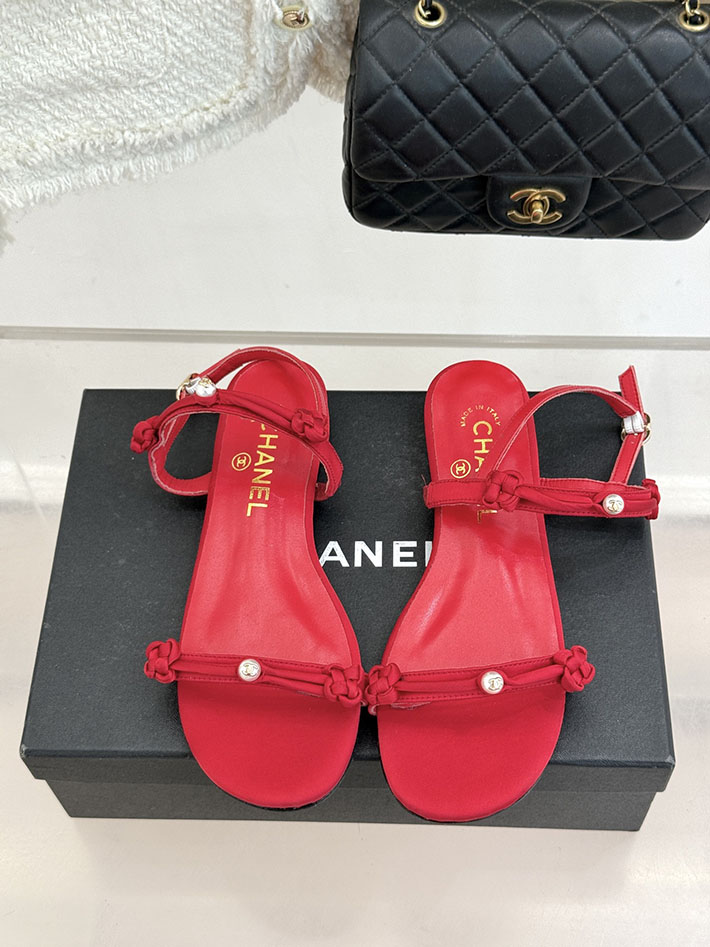 最高級シャネルスーパーコピー CHANEL 2026年春夏 新作 フラットサンダル カジュアルサンダル レッド 2630825 フラットサンダル ブランド - 画像 (8)