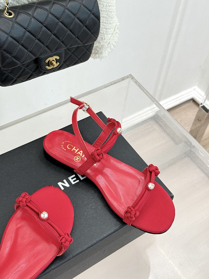 最高級シャネルスーパーコピー CHANEL 2026年春夏 新作 フラットサンダル カジュアルサンダル レッド 2630825 フラットサンダル ブランド - 画像 (5)