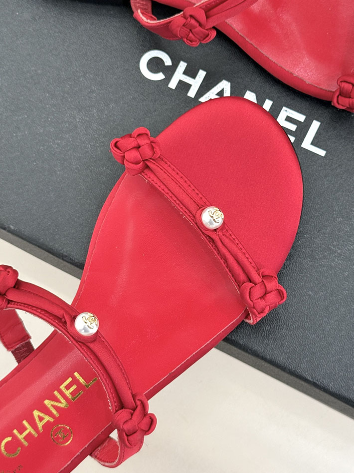 最高級シャネルスーパーコピー CHANEL 2026年春夏 新作 ココマーク サンダル レディース 女 レッド 2630830 シャネル サンダル 安い - 画像 (5)