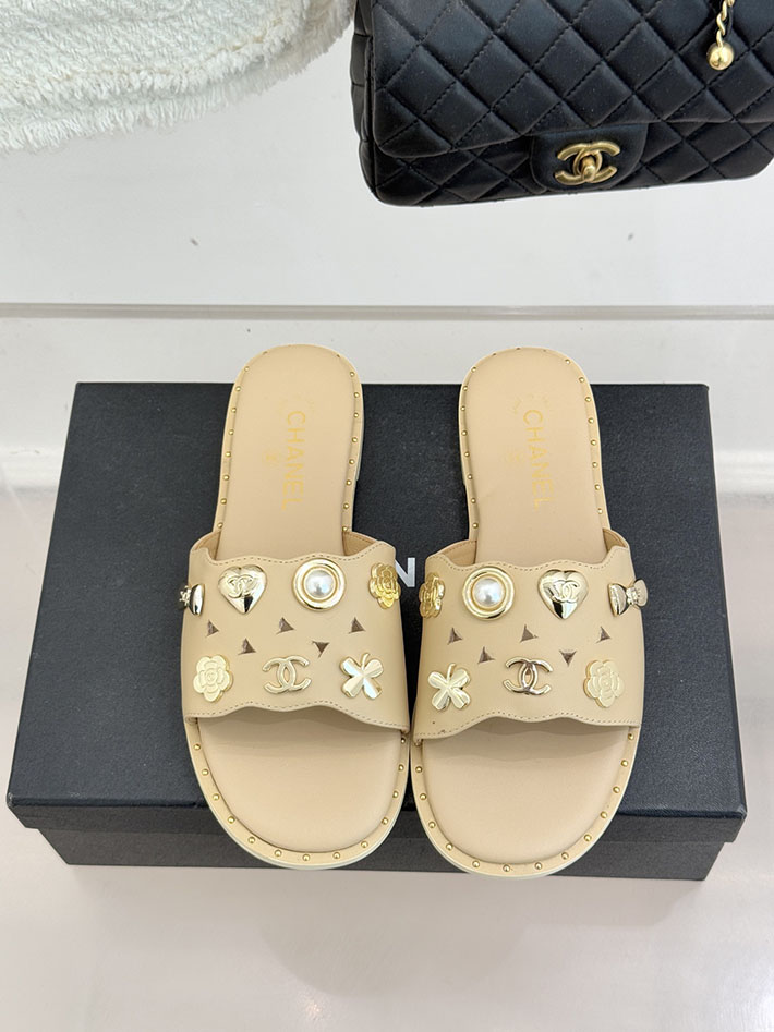 最高級シャネルスーパーコピー CHANEL 2026年春夏 新作 ココマーク サンダル 靴 レディース ベージュ 2630840 シャネル サンダル 新作 - 画像 (8)