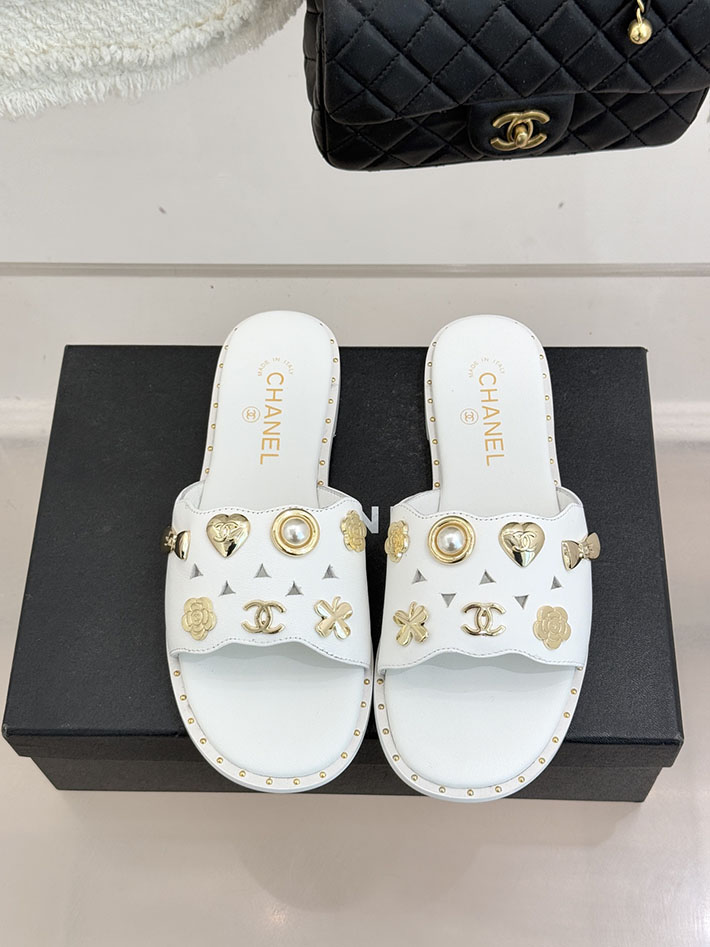最高級シャネルスーパーコピー CHANEL 2026年春夏 新作 ココマーク サンダル 靴 レディース ホワイト 2630841 シャネル サンダル 定価 - 画像 (8)