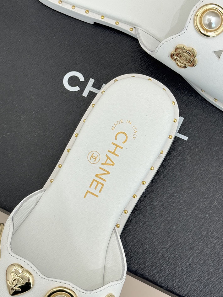 最高級シャネルスーパーコピー CHANEL 2026年春夏 新作 ココマーク サンダル 靴 レディース ホワイト 2630841 シャネル サンダル 定価 - 画像 (4)