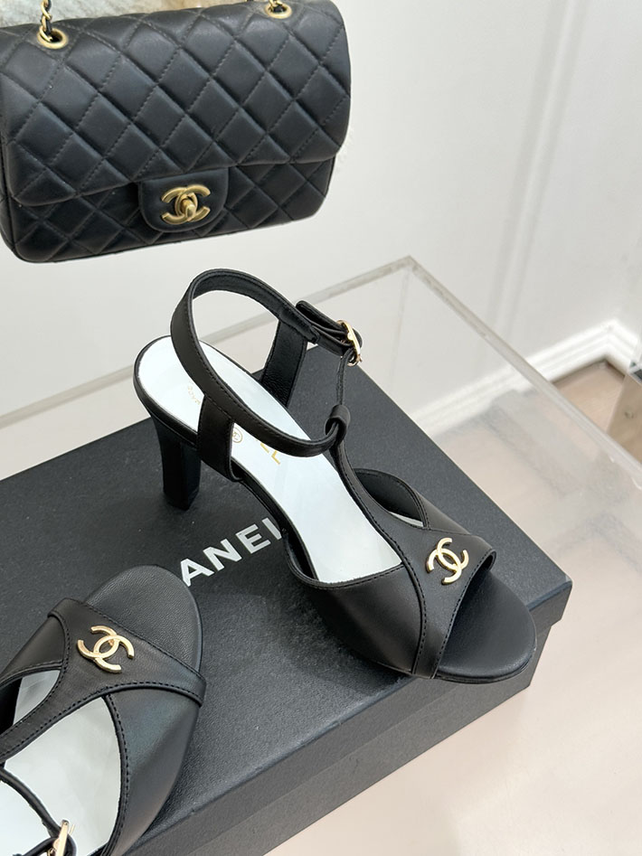 最高級シャネルスーパーコピー CHANEL 2026年 新作 Tストラップサンダル ココマーク ラムスキン ブラック 2630851 シャネル サンダル 公式 - 画像 (7)