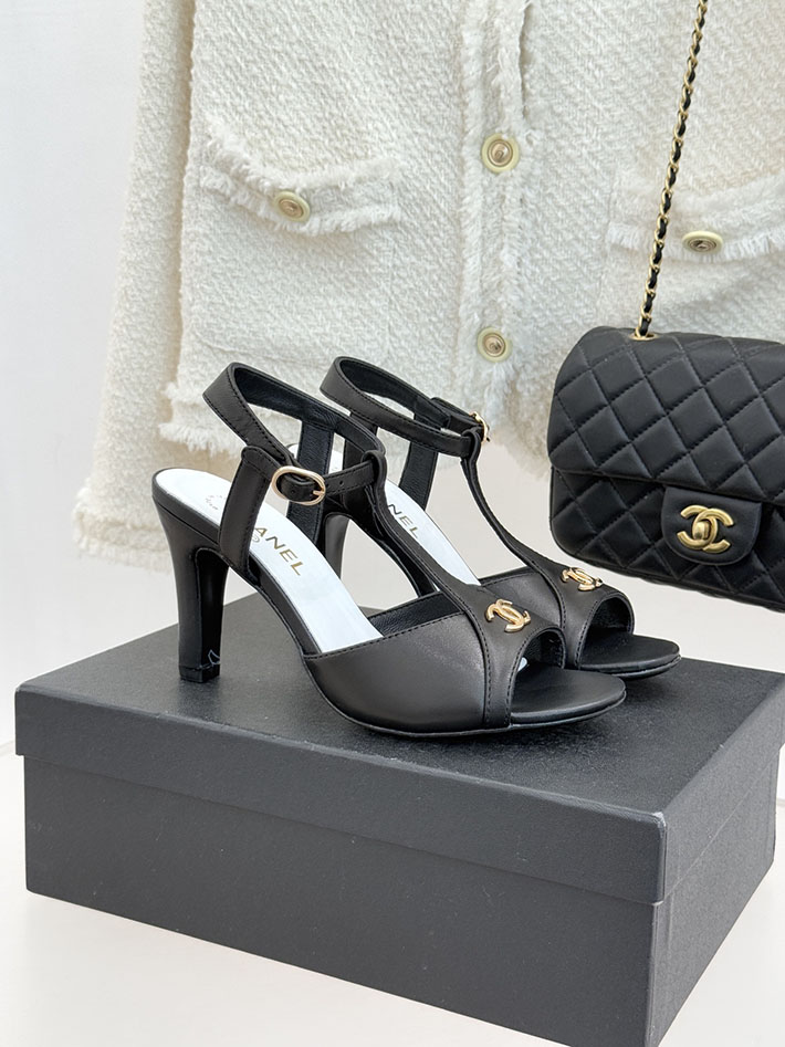 最高級シャネルスーパーコピー CHANEL 2026年 新作 Tストラップサンダル ココマーク ラムスキン ブラック 2630851 シャネル サンダル 公式 - 画像 (2)