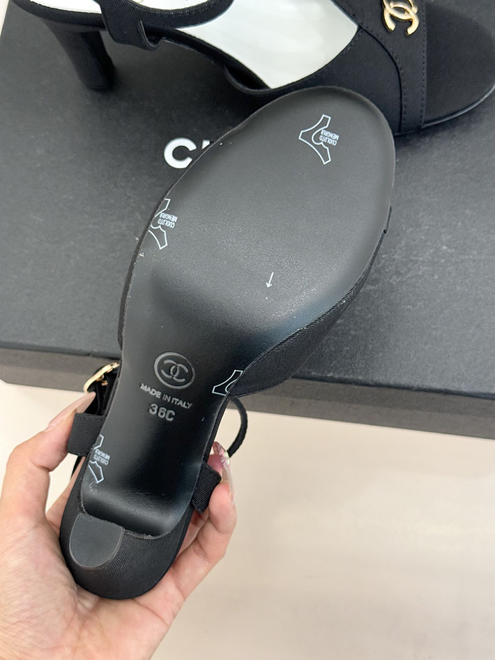最高級シャネルスーパーコピー CHANEL 2026年 新作 サンダル ココマーク スエード キッドスキン ブラック 2630854 シャネル サンダル 新作 - 画像 (3)