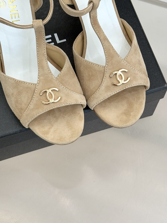 最高級シャネルスーパーコピー CHANEL 2026年 新作 サンダル ココマーク スエード キッドスキン ベージュ 2630856 レディース シャネル サンダル - 画像 (5)