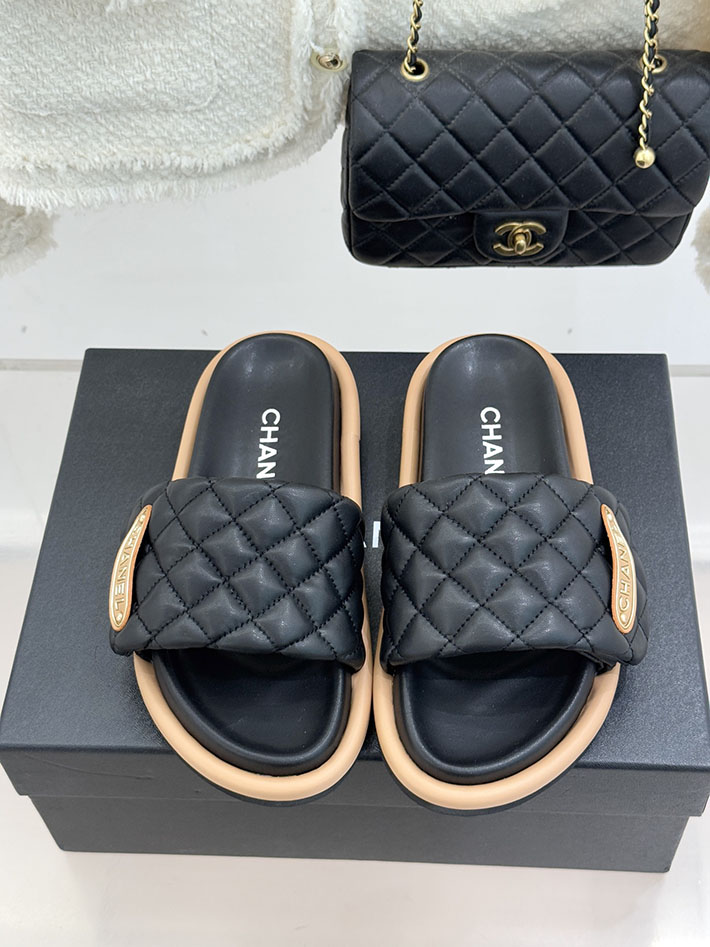 最高級シャネルスーパーコピー CHANEL 2026年 新作 サンダル マトラッセ ココマーク ミュール ブラック 2630858 シャネル サンダル 公式 - 画像 (8)