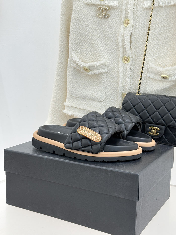 最高級シャネルスーパーコピー CHANEL 2026年 新作 サンダル マトラッセ ココマーク ミュール ブラック 2630858 シャネル サンダル 公式 - 画像 (2)