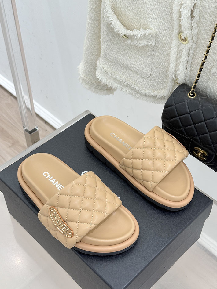 最高級シャネルスーパーコピー CHANEL 2026年 新作 サンダル マトラッセ ココマーク ミュール ブラック 2630859 シャネル サンダル 新作 - 画像 (9)