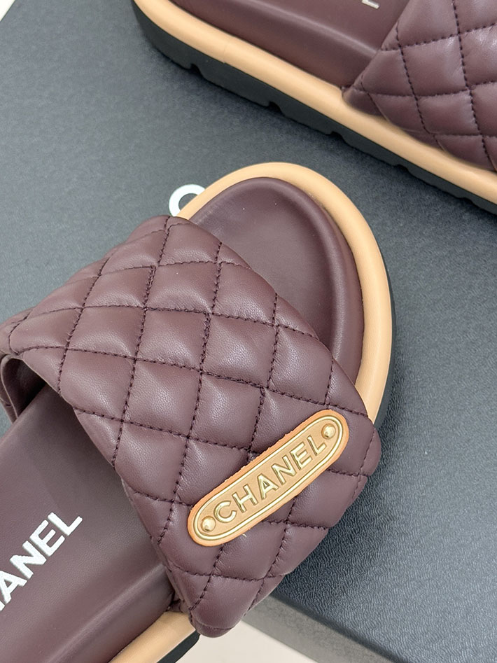 最高級シャネルスーパーコピー CHANEL 2026年 新作 サンダル マトラッセ ココマーク ミュール ワインレッド 2630860 シャネル サンダル 定価 - 画像 (5)