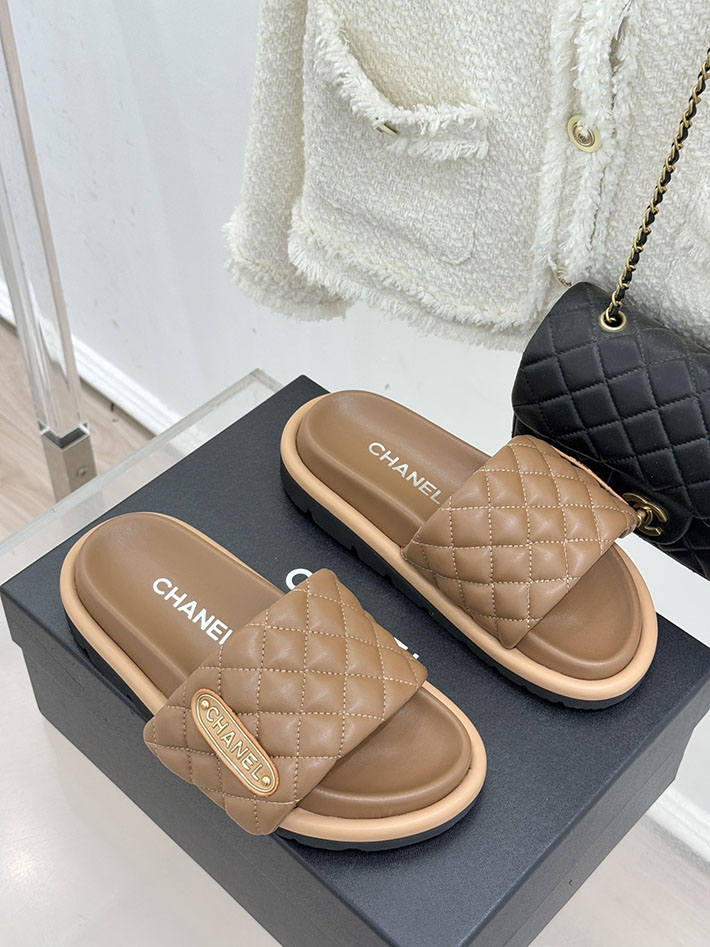 最高級シャネルスーパーコピー CHANEL 2026年 新作 サンダル マトラッセ ココマーク ミュール ブラウン 2630862 シャネル サンダル 安い - 画像 (9)