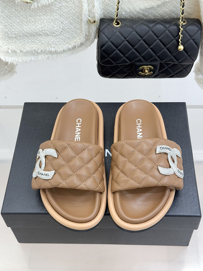 最高級シャネルスーパーコピー CHANEL 2026年 新作 サンダル マトラッセ ココマーク ミュール ブラウン 2630866 サンダル おしゃれ 安い - 画像 (8)